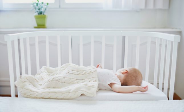 De voordelen van een cosleeper: Waarom het nuttig kan zijn om je baby dichtbij te houden tijdens het slapen