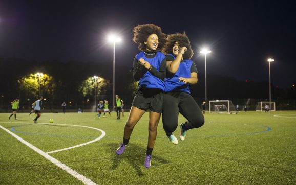 Wie die richtige Sportbeleuchtung mit Flutlicht Deine Sportanlagen revolutionieren kann